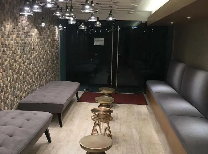 Acqua Private Manila