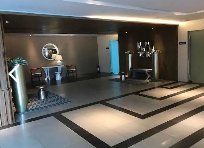 Acqua Private Hotel